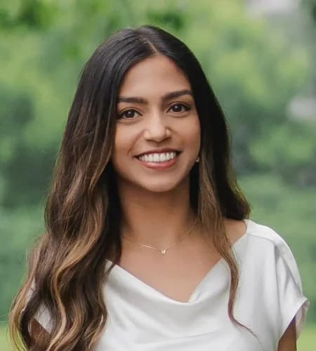 Dr. Alina Shahid